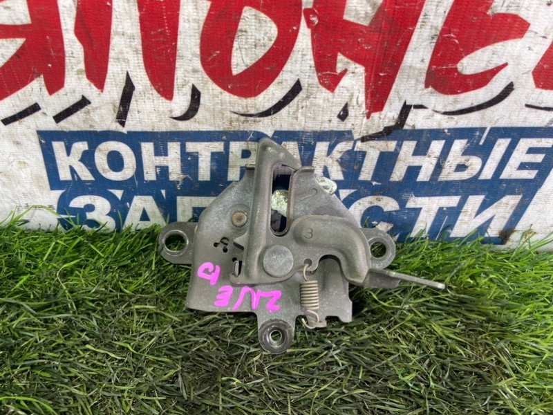 Замок капота TOYOTA WISH ZNE10 1ZZ-FE (б/у)