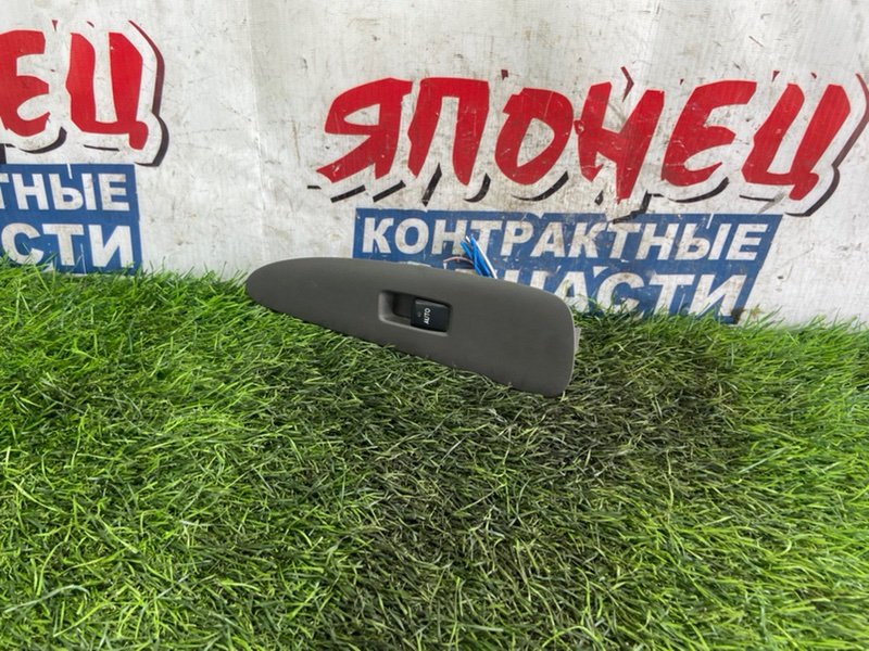 Кнопка стеклоподъемника TOYOTA ALPHARD MNH15 1MZ-FE передняя левая (б/у)