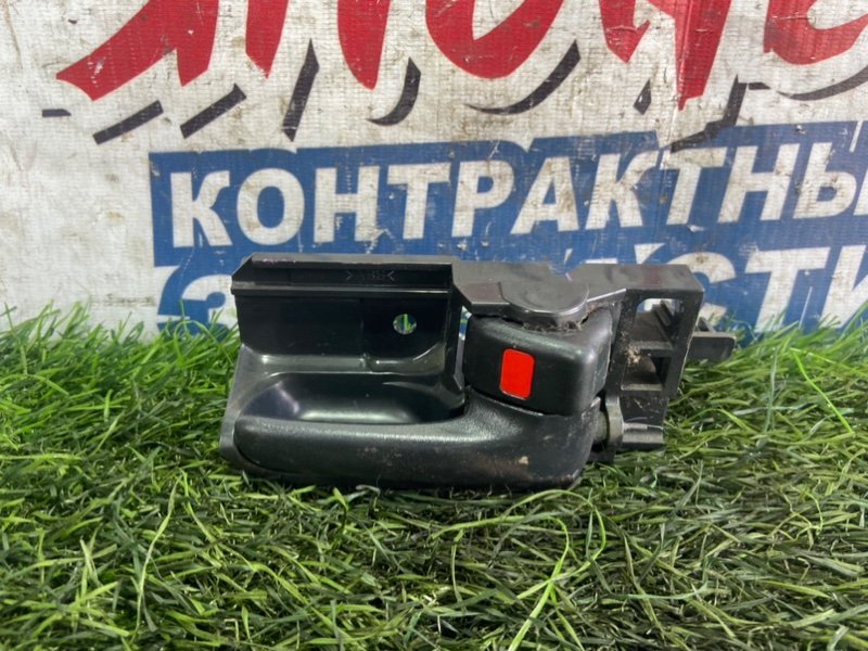 Ручка двери внутренняя TOYOTA PASSO KGC10 1KR-FE задняя правая (б/у)