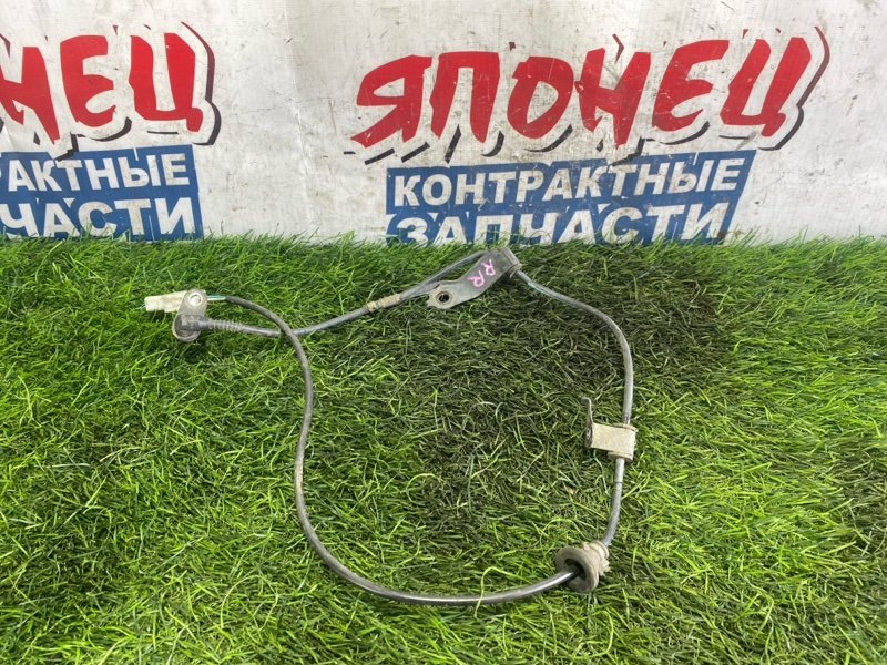 Датчик abs TOYOTA RACTIS NCP125 1NZ-FE задний правый (б/у)