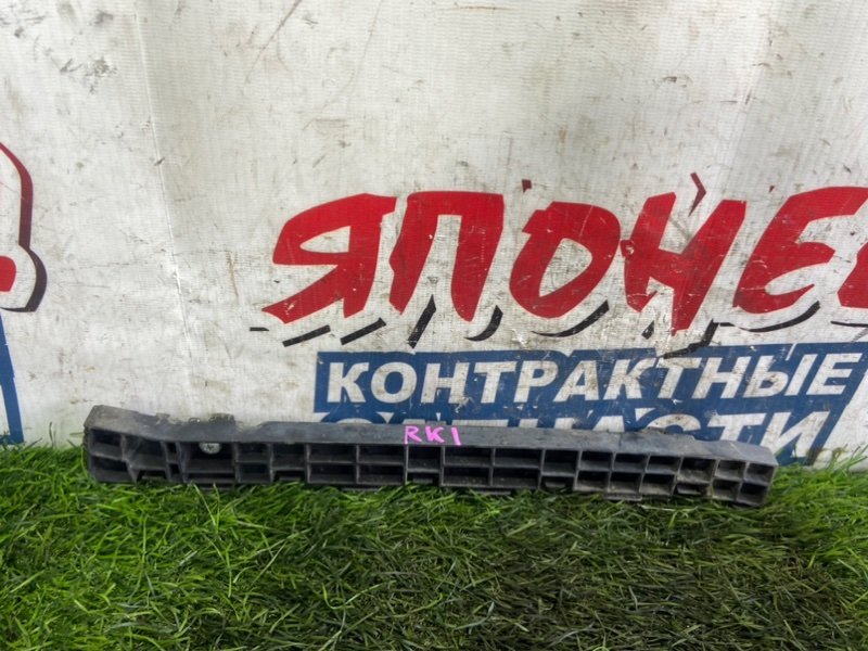 Крепление бампера HONDA STEPWGN RK1 R20A заднее правое (б/у)