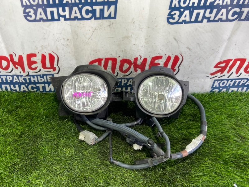 Туманка TOYOTA ALPHARD MNH15 1MZ-FE передняя (б/у)