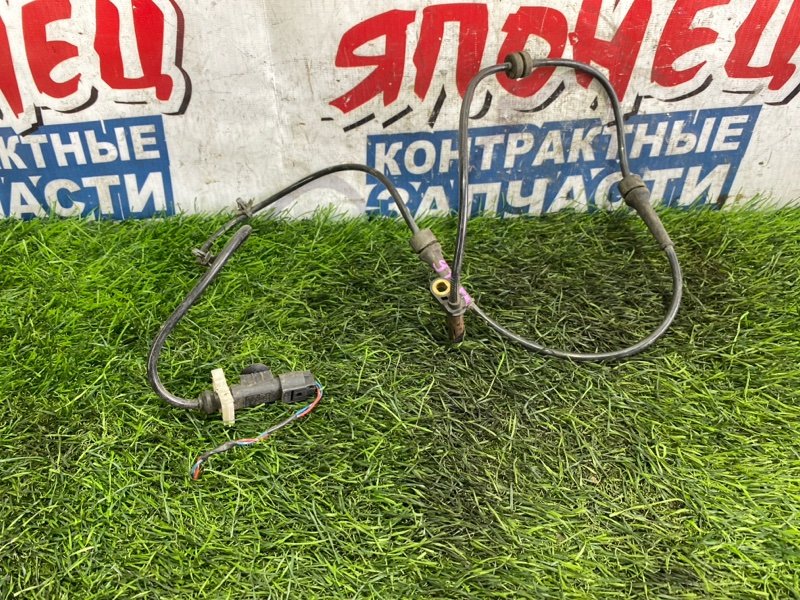 Датчик abs NISSAN WINGROAD Y12 HR15DE передний правый (б/у)