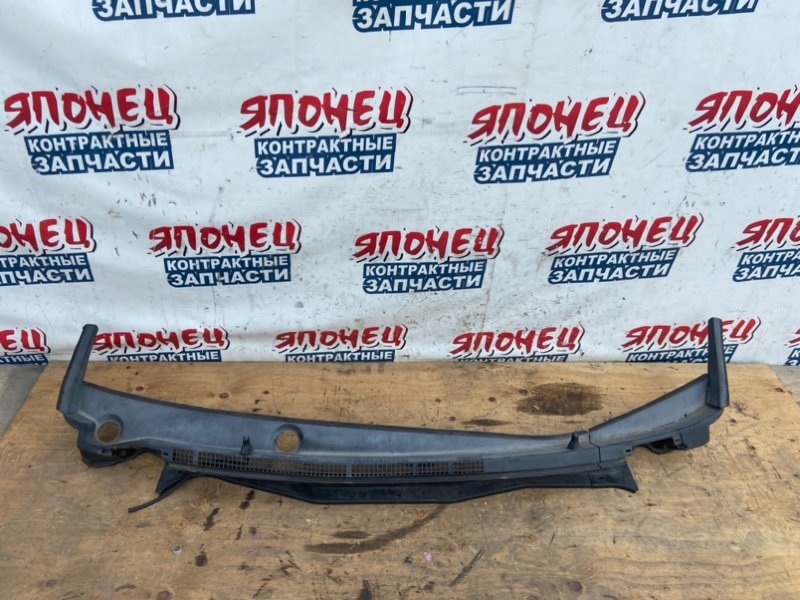 Планка под дворники HONDA STREAM RN6 R18A (б/у)