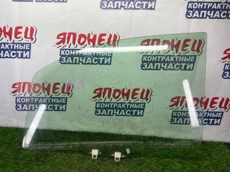 Стекло двери HONDA STEPWGN RK1 R20A переднее левое (б/у)