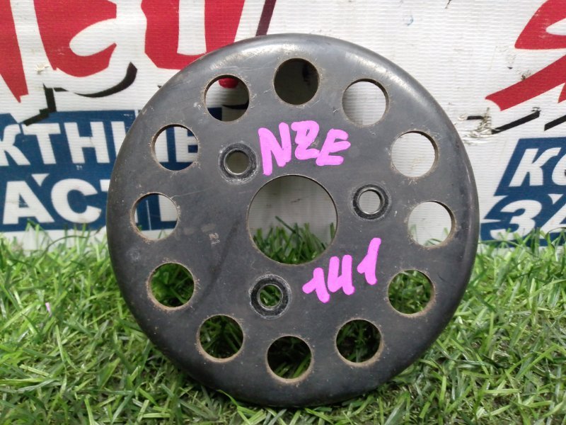 Шкив помпы TOYOTA COROLLA  FIELDER NZE141 1NZ-FE (б/у)