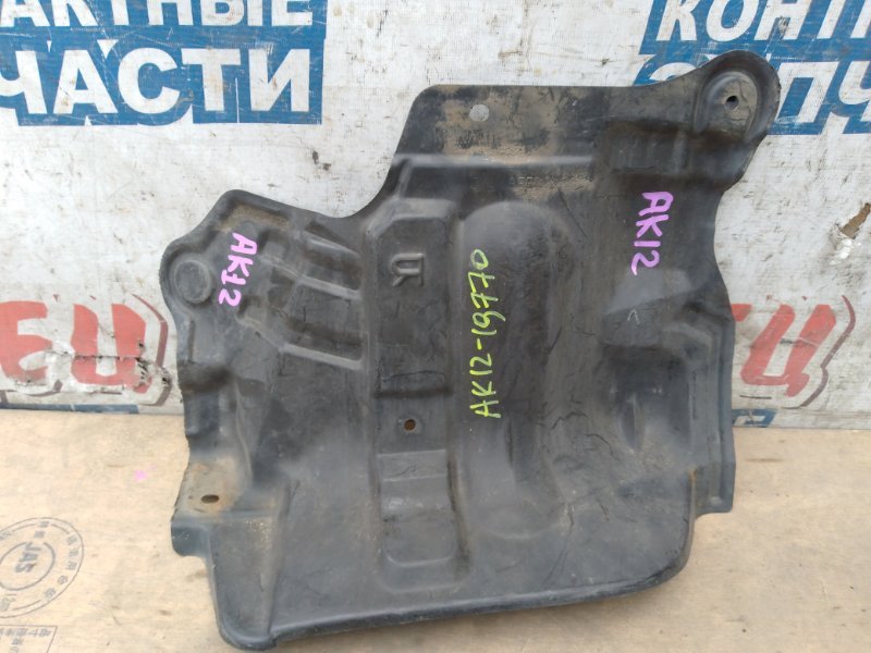 Защита двигателя NISSAN MARCH AK12 CR12DE правая (б/у)