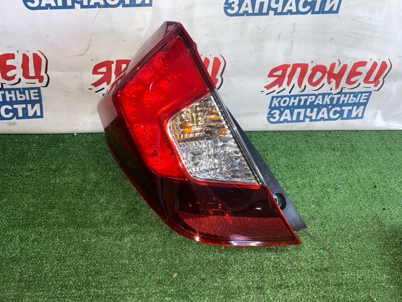 Стоп-сигнал HONDA FIT GK3 L13B левый (б/у)
