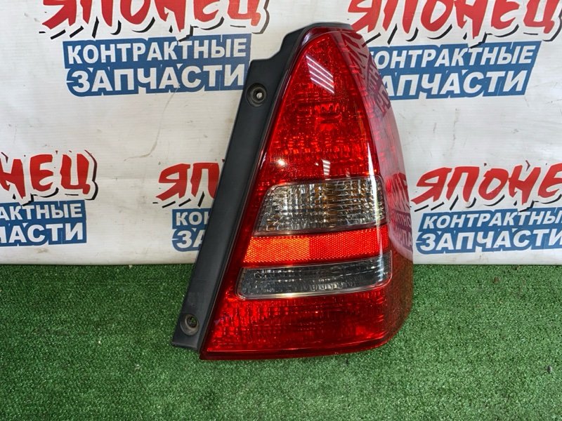 Стоп-сигнал SUBARU FORESTER SG5 EJ205 правый (б/у)