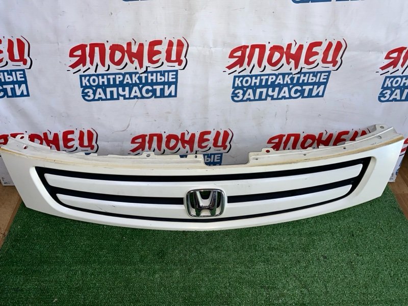 Решетка радиатора HONDA STREAM RN1 D17A (б/у)