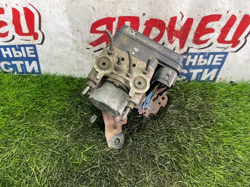 Блок abs TOYOTA WISH ZNE10 1ZZ-FE (б/у)