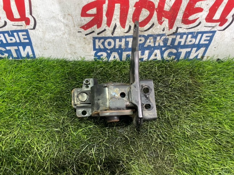Подушка двигателя TOYOTA WISH ZNE10 1ZZ-FE левая (б/у)