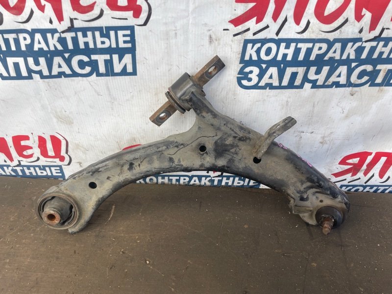 Рычаг нижний HONDA STEPWGN RK1 R20A передний правый (б/у)