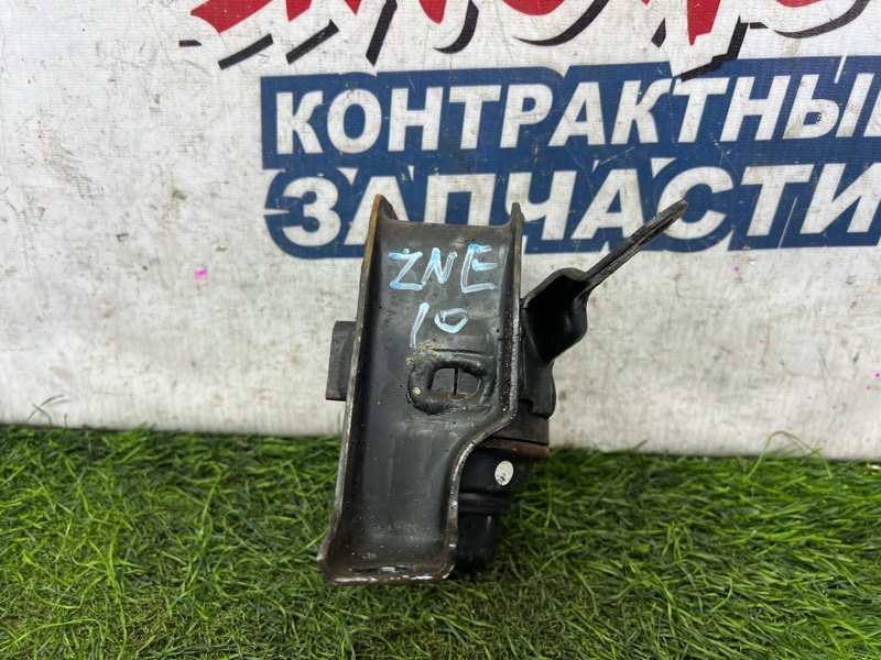 Подушка двигателя TOYOTA WISH ZNE10 1ZZ-FE правая (б/у)