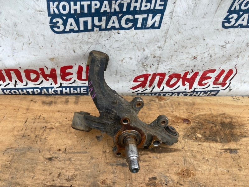 Цапфа HONDA STREAM RN6 R18A задняя правая (б/у)