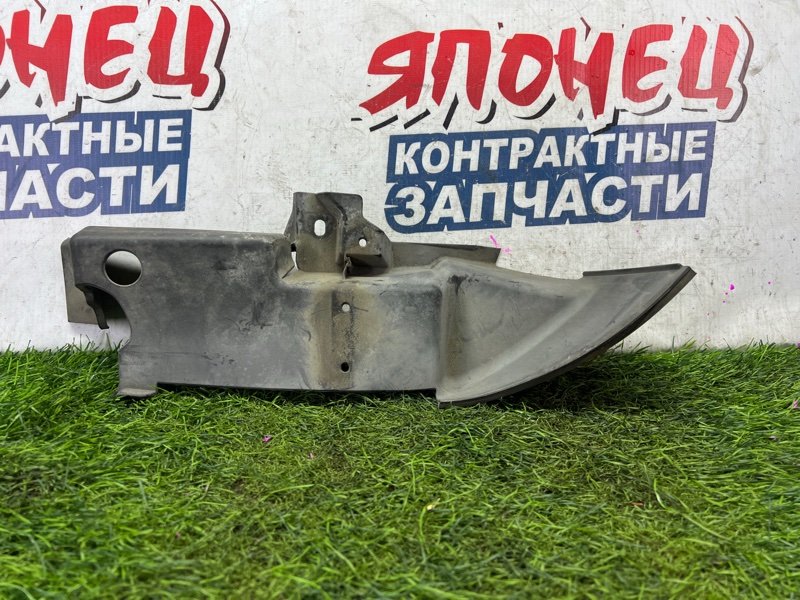 Накладка на крыло TOYOTA TOWN ACE S402M 3SZ-VE передняя левая (б/у)