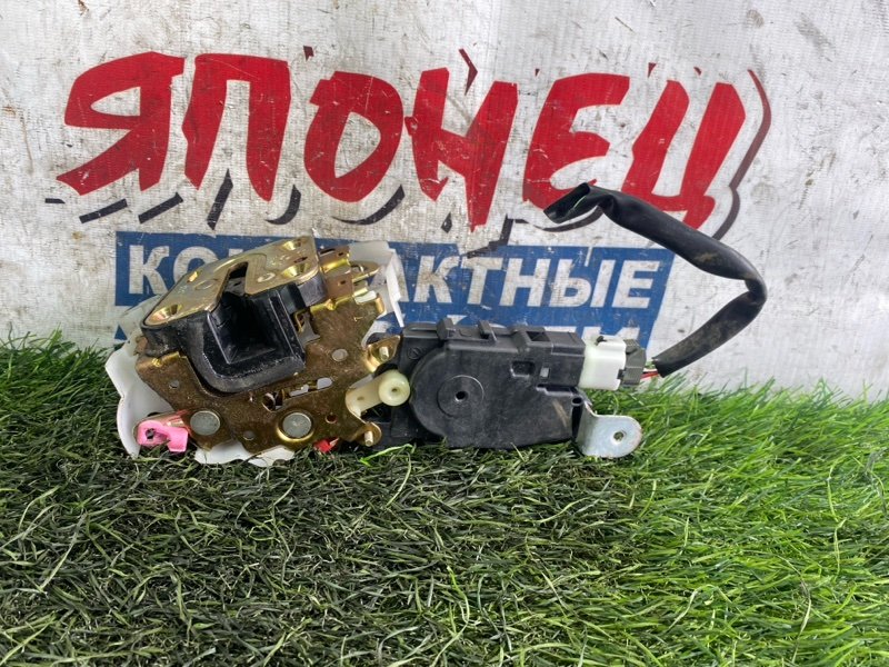 Замок двери SUBARU LEGACY BE5 EJ206 передний правый (б/у)
