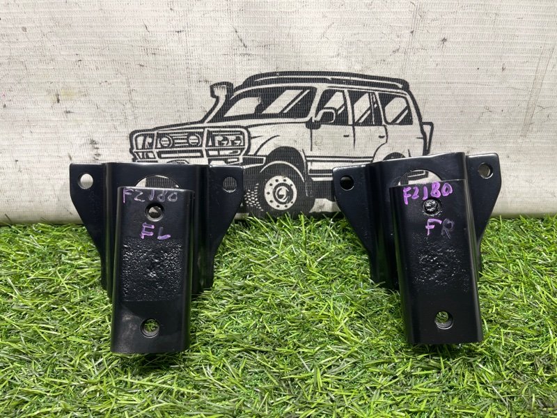 Крепление стабилизатора TOYOTA LAND CRUISER FZJ80 1FZ-FE переднее (б/у)