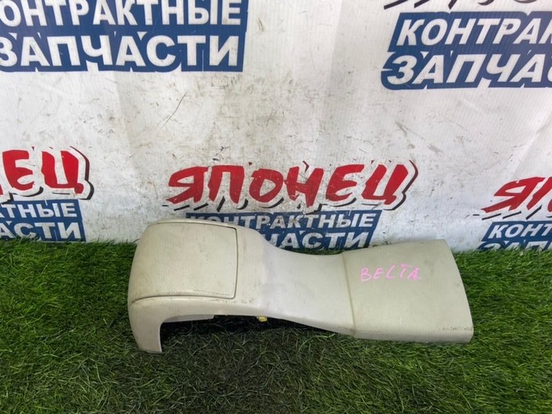 Подстаканник TOYOTA BELTA SCP92 2SZ-FE (б/у)