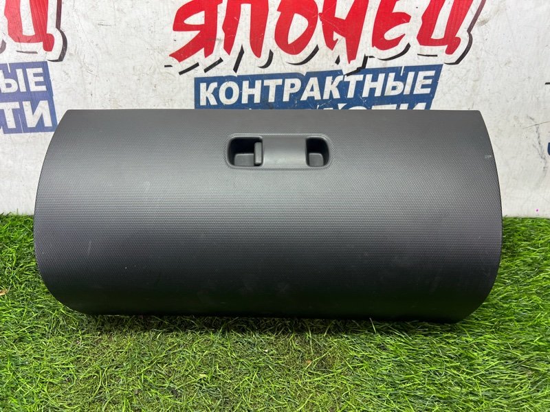 Бардачок HONDA FIT GD1 L13A (б/у)