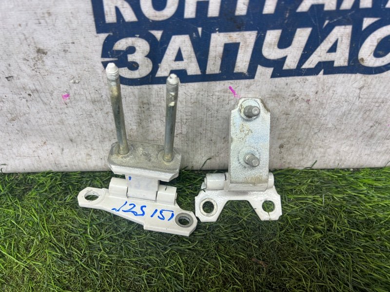 Петля двери TOYOTA CROWN JZS151 1JZ-GE задняя правая (б/у)