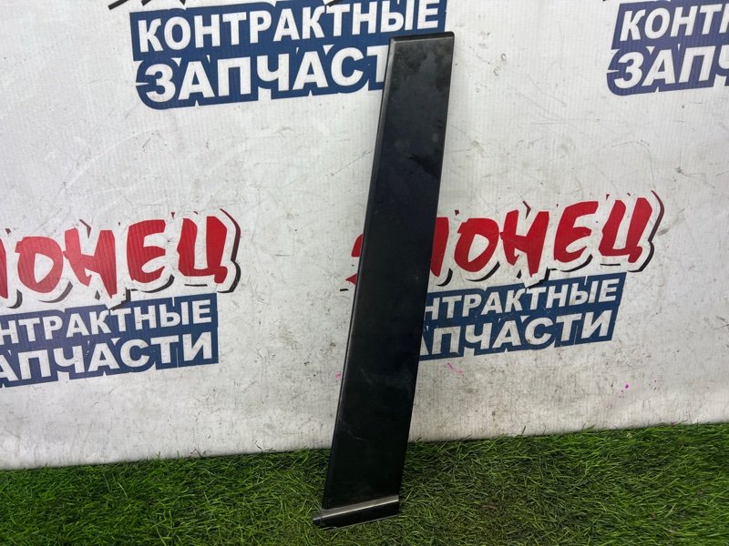 Накладка на дверь HONDA FIT GP1 LDA передняя левая (б/у)