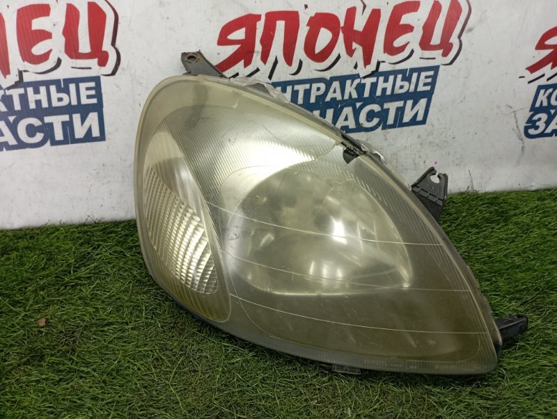 Фара TOYOTA VITZ NCP13 1NZ-FE передняя правая (б/у)