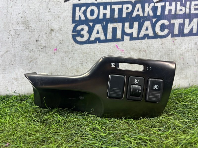 Блок кнопок SUBARU LEGACY BE5 EJ206 (б/у)