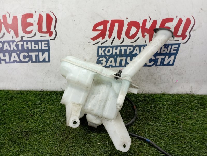 Бачок стеклоомывателя TOYOTA RACTIS NCP125 1NZ-FE (б/у)