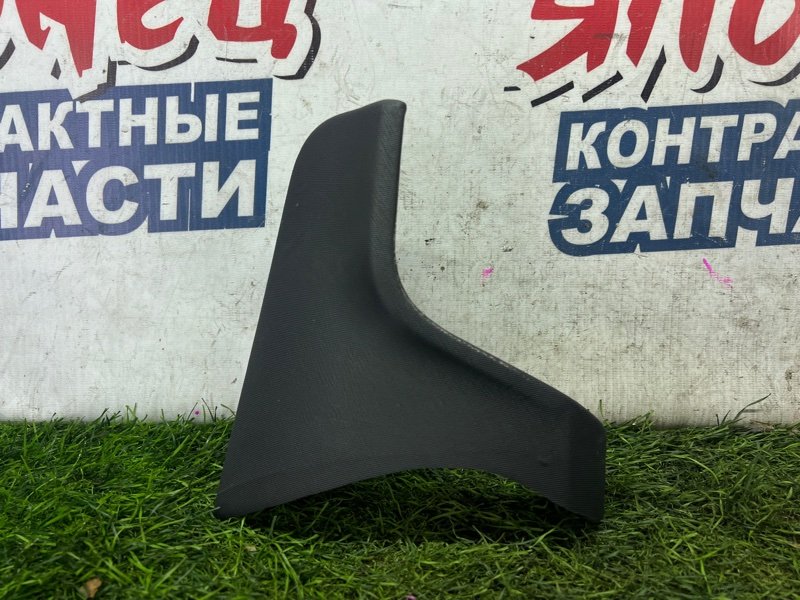 Консоль торпеды нижняя TOYOTA RACTIS NCP125 1NZ-FE (б/у)