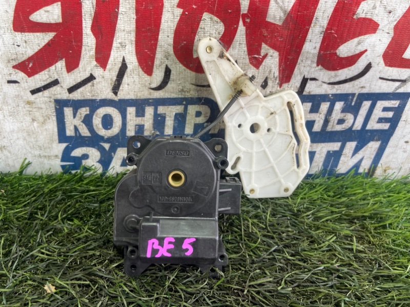 Сервопривод заслонок печки SUBARU LEGACY BE5 EJ206 (б/у)