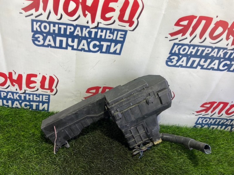 Блок предохранителей под капот TOYOTA WINDOM MCV21 2MZ-FE (б/у)