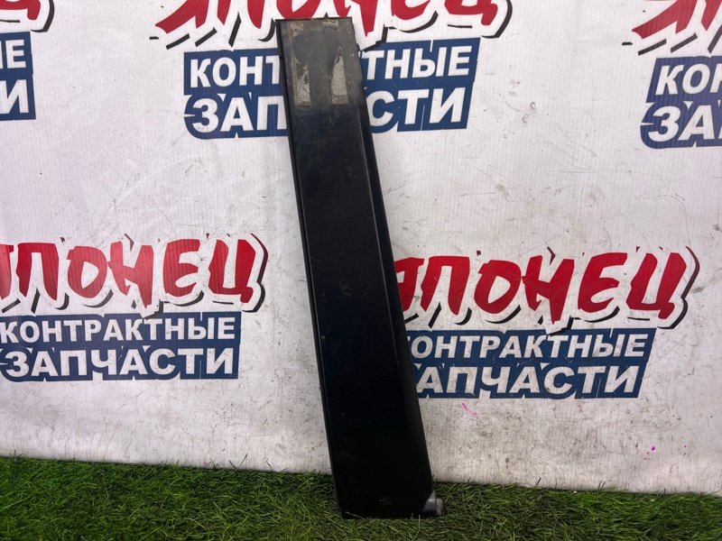 Накладка на дверь HONDA STEPWGN RF2 B20B передняя правая (б/у)
