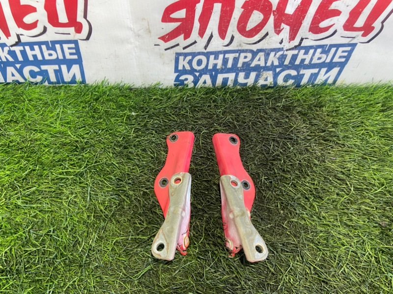 Петля капота SUBARU LEGACY BE5 EJ206 (б/у)