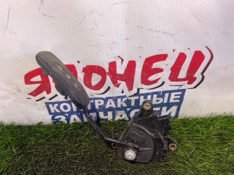 Педаль газа NISSAN CUBE Z12 HR15DE (б/у)