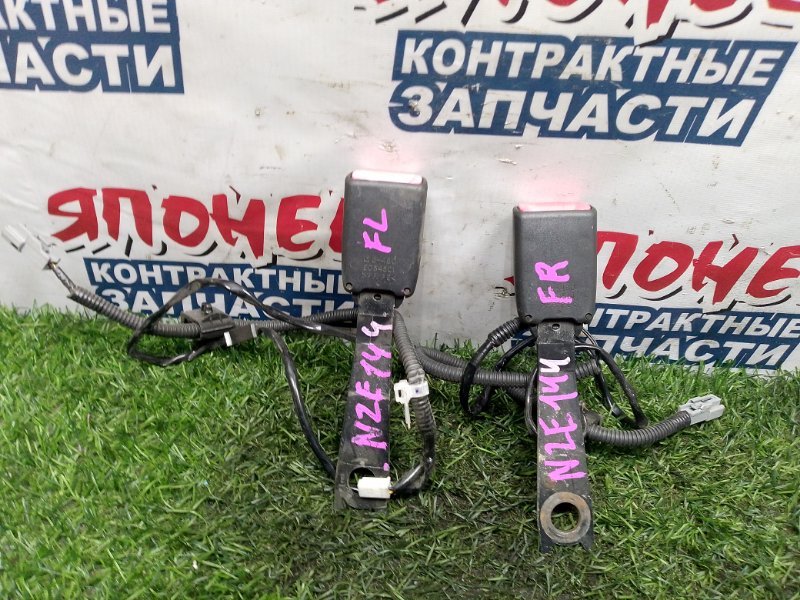 Замок ремня безопасности TOYOTA COROLLA  FIELDER NZE144 1NZ-FE (б/у)