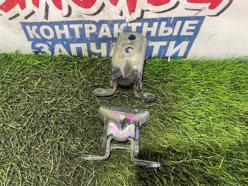 Петля двери NISSAN WINGROAD Y12 HR15DE передняя левая (б/у)