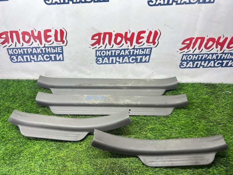 Накладка на порог TOYOTA BELTA SCP92 2SZ-FE (б/у)