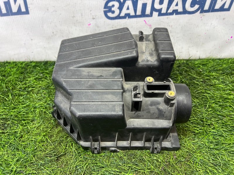 Корпус воздушного фильтра HONDA STREAM RN6 R18A (б/у)
