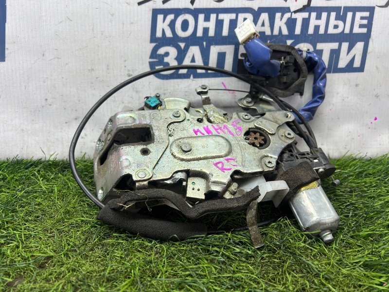 Замок двери TOYOTA ALPHARD MNH15 1MZ-FE задний правый (б/у)