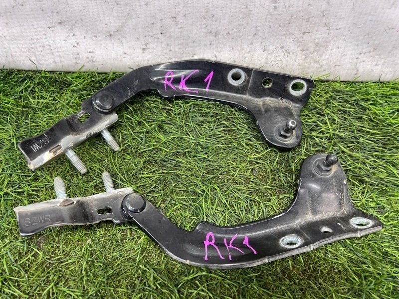 Петля двери багажника HONDA STEPWGN RK1 R20A (б/у)