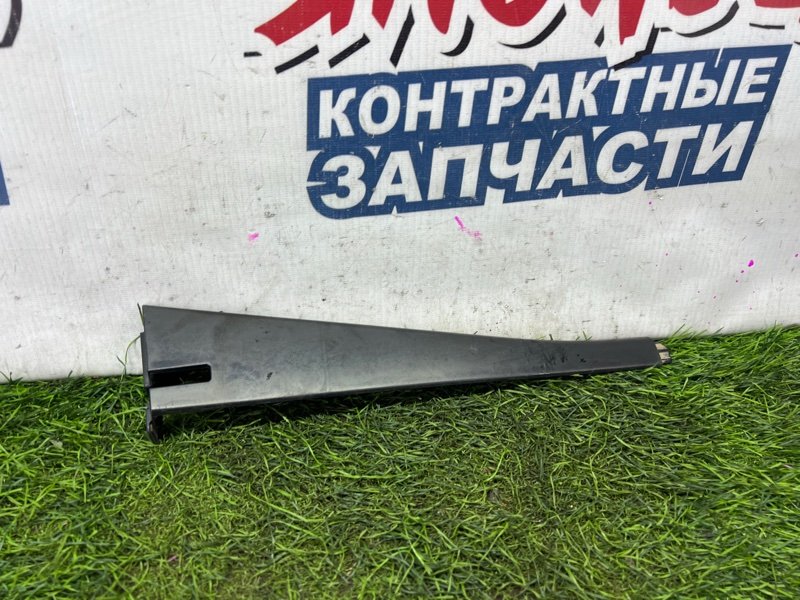 Молдинг крыши HONDA STEPWGN RK1 R20A задний правый (б/у)