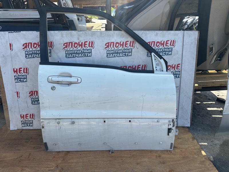 Дверь Suzuki ESCUDO TL52W J20A передняя правая (б/у)