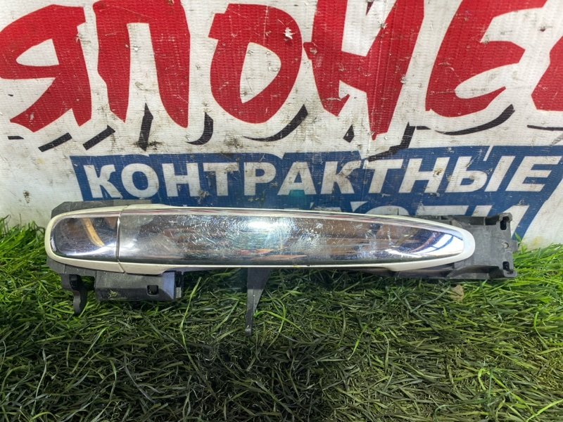 Ручка двери внешняя TOYOTA ALPHARD MNH15 1MZ-FE задняя правая (б/у)