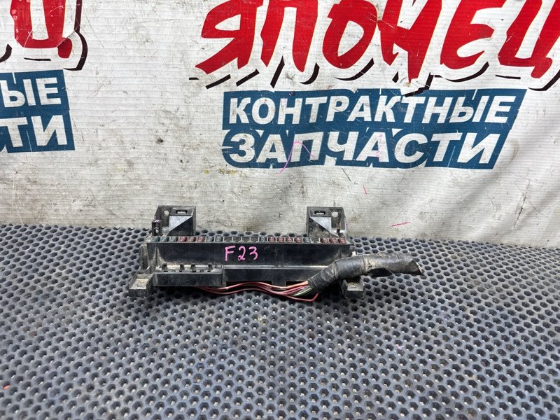 Блок предохранителей салона NISSAN ATLAS P2F23 TD27 (б/у)