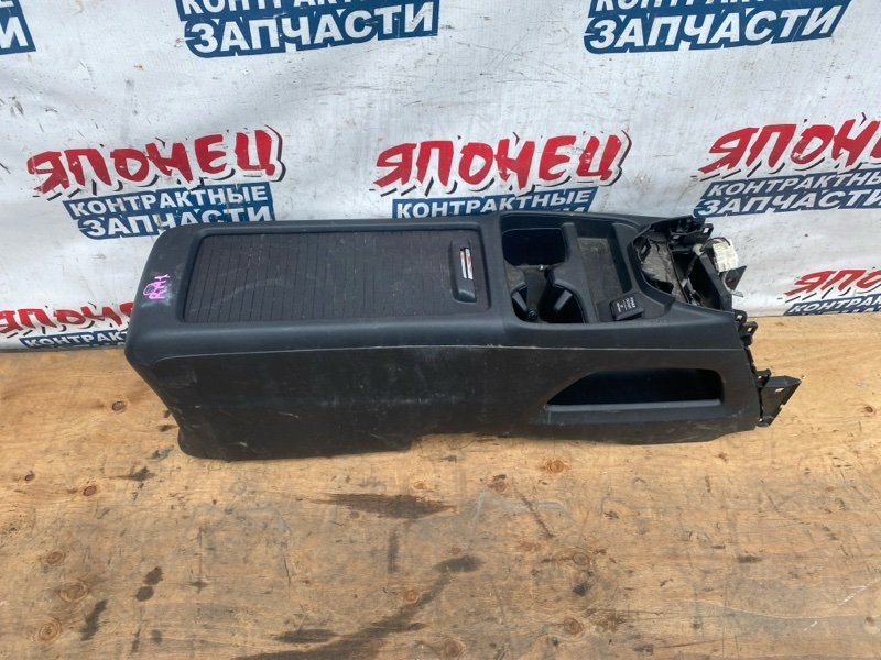 Бардачок между сиденьями HONDA CRV RM1 R20A (б/у)