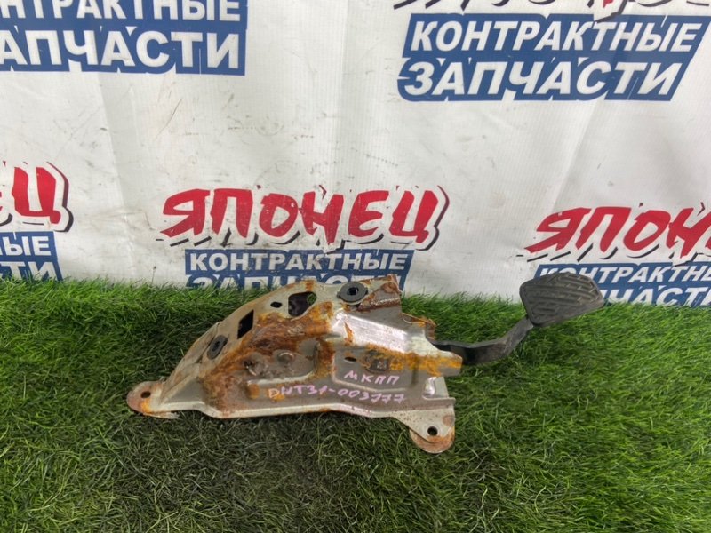 Педаль тормоза NISSAN XTRAIL DNT31 M9R (б/у)