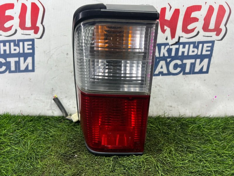 Стоп-сигнал MAZDA BONGO SK82M F8 задний левый (б/у)