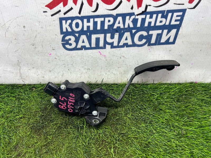 Педаль газа SUBARU LEGACY BL5 EJ204 (б/у)