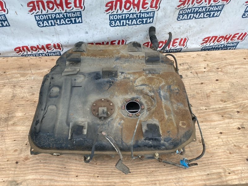 Бак топливный HONDA STEPWGN RF1 B20B (б/у)